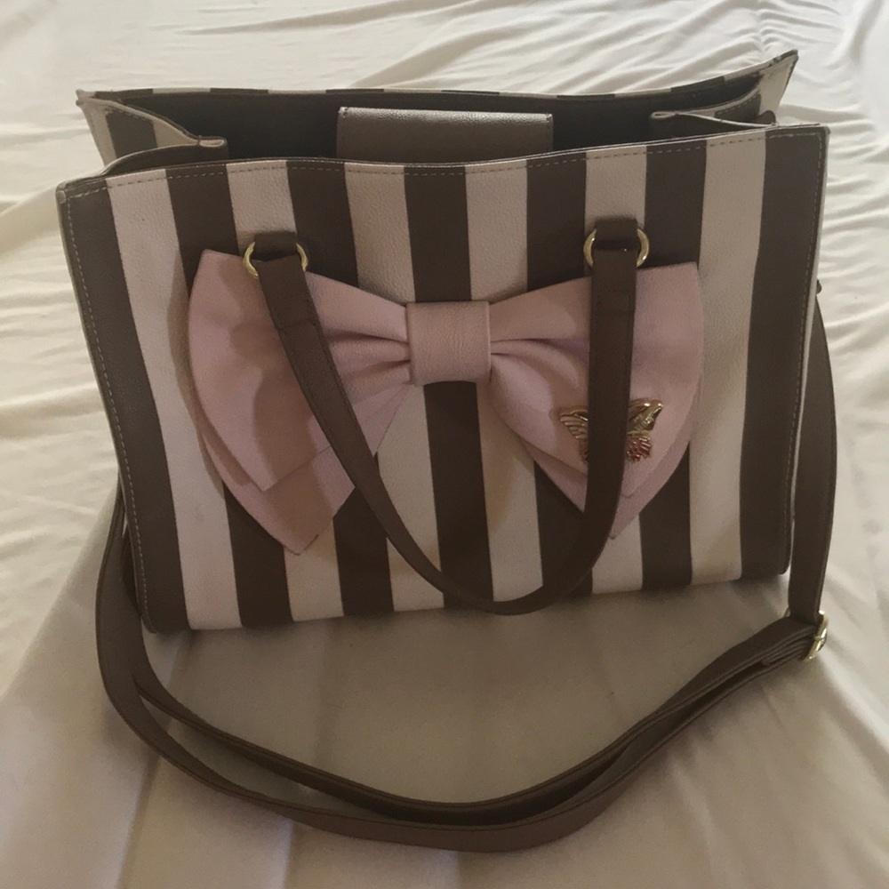 Betsy Johnson purse